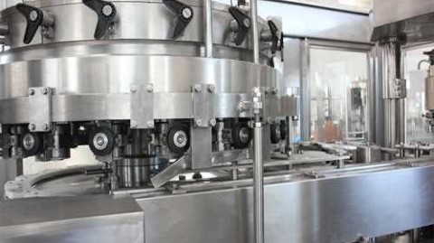 别急着开店！搞懂AI餐饮机代理的“赚”与“坑”，我用真金白银买的教训换你一句实话