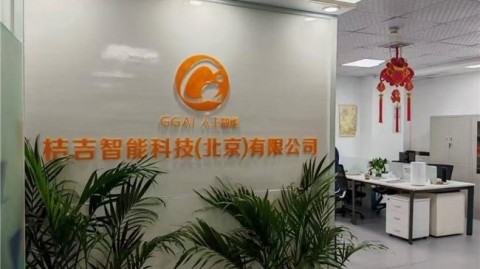 我那会计老友，差点被500张发票逼疯，最后竟然靠它“躺平”？